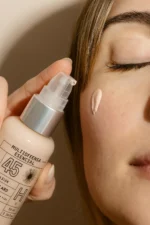 Protector Solar [Piel Oleosa] Le Lab De Beauté FPS 45 50ml Color Claro - Imagen 3